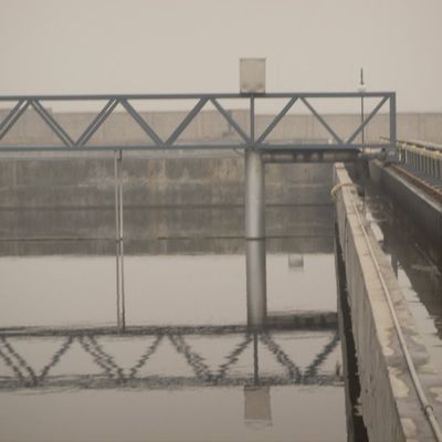 Шабер грязи нержавеющей стали перемещая горизонтальный для очистки сточных вод