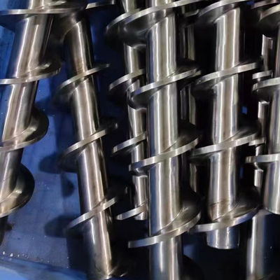 Наклонный цементный спиральный конвейер из нержавеющей стали для порошка